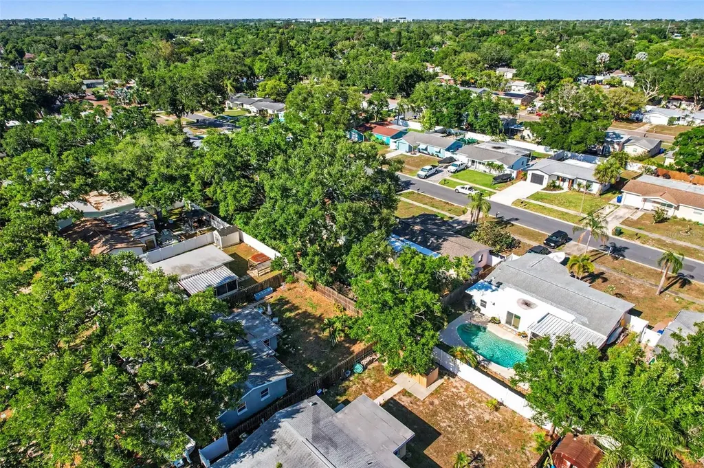 2220 Lauren Drive Largo FL 33774