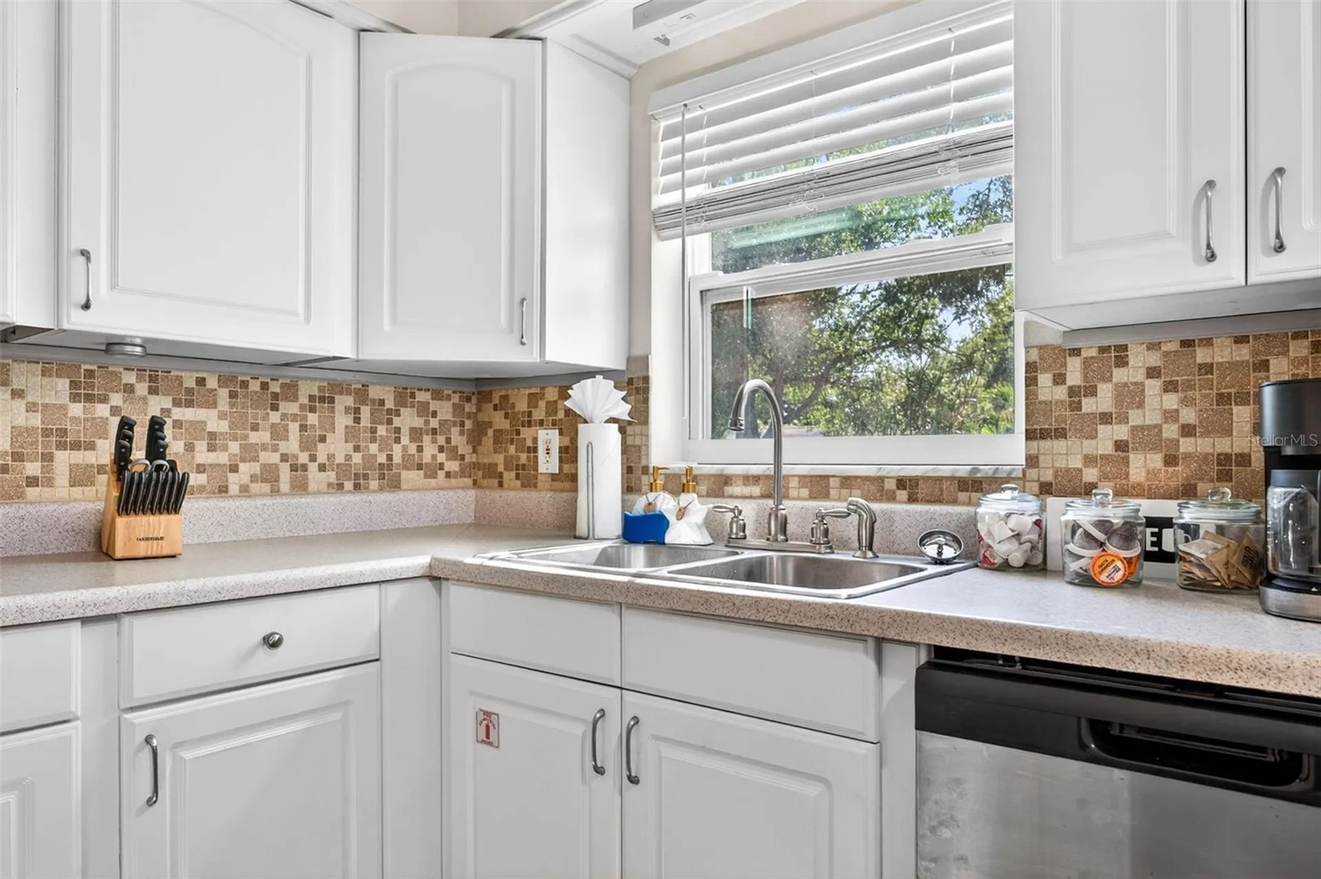 2220 Lauren Drive Largo FL 33774