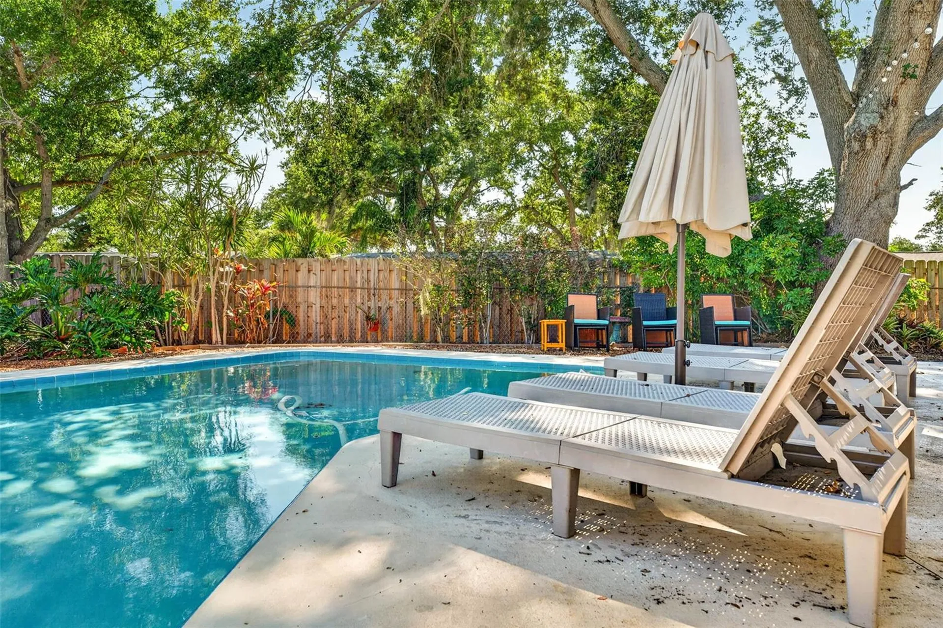 2220 Lauren Drive Largo FL 33774