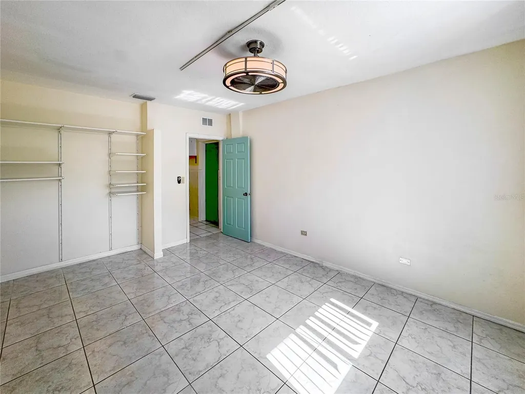 7154 63rd Street N Pinellas Park FL 33781