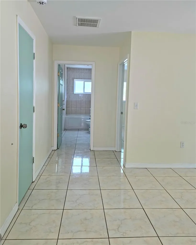 7154 63rd Street N Pinellas Park FL 33781