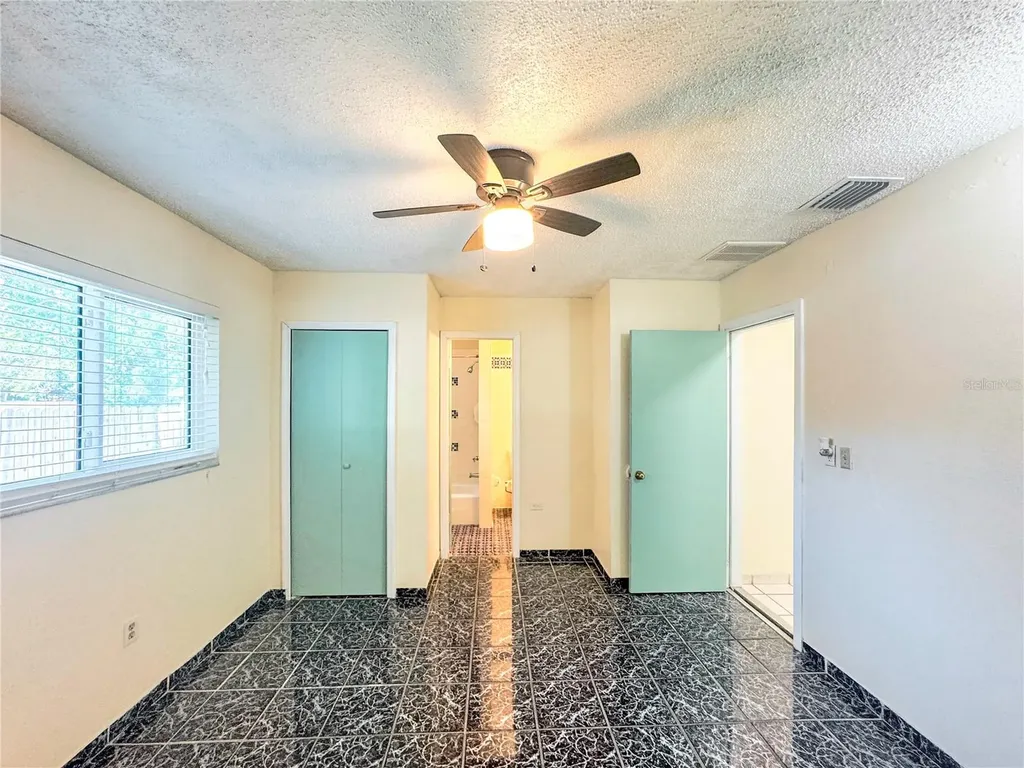 7154 63rd Street N Pinellas Park FL 33781