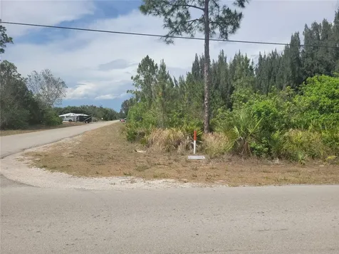 2601 E 10th Street Lehigh Acres FL 33936