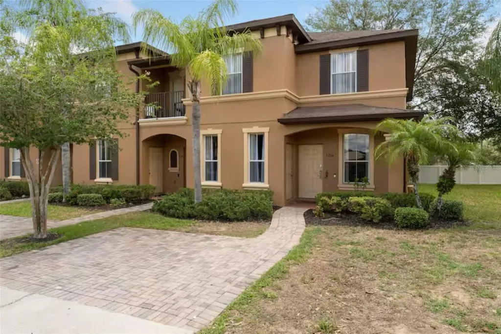 2204 Calabria Avenue Davenport FL 33897