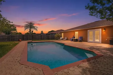146 Lake Catherine Circle Groveland FL 34736