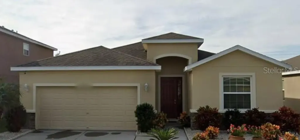 405 Blakely Court Ruskin FL 33570