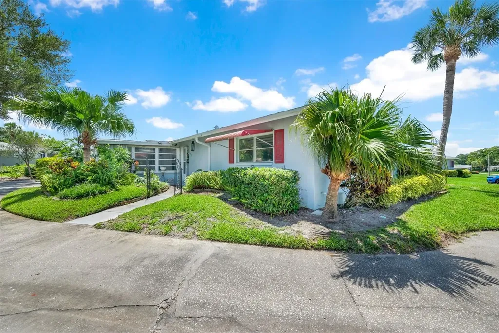 1608 Whitebridge Drive Palm Harbor FL 34684