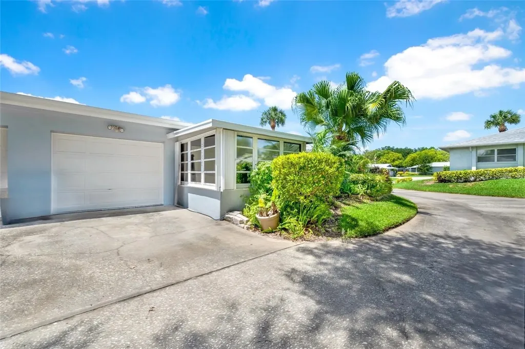 1608 Whitebridge Drive Palm Harbor FL 34684