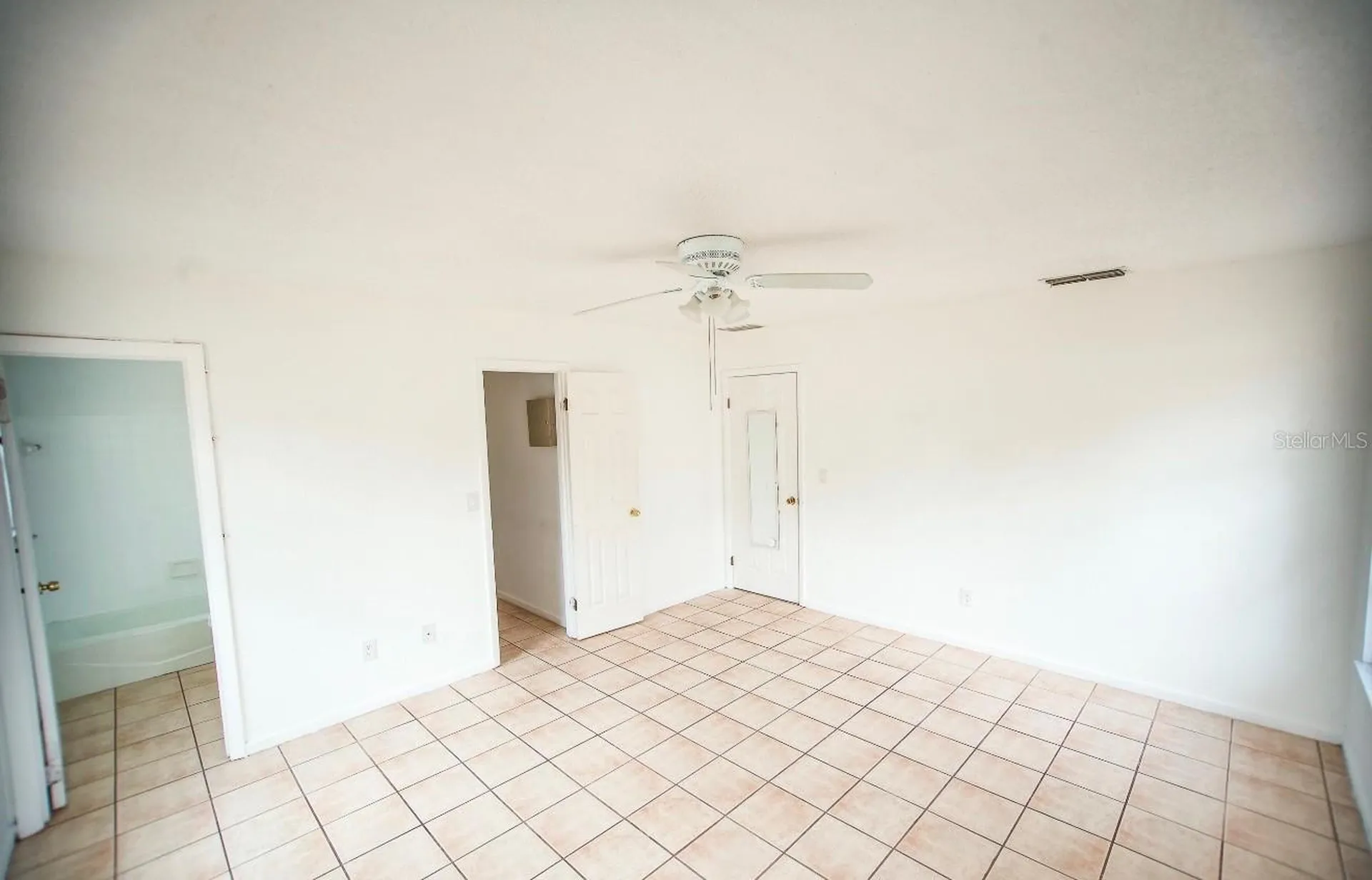 606 Water Road Ocala FL 34472