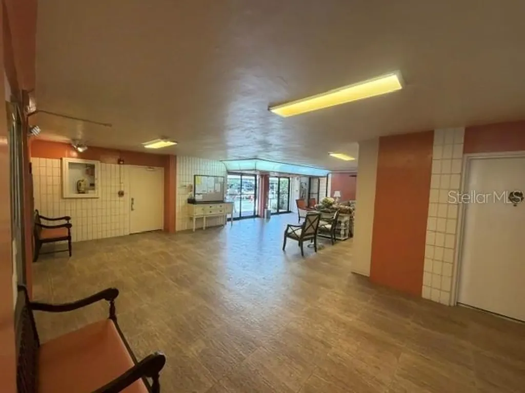 700 Mirror Terrace NW Winter Haven FL 33880