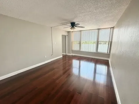 700 Mirror Terrace NW Winter Haven FL 33880