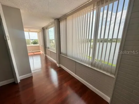 700 Mirror Terrace NW Winter Haven FL 33880