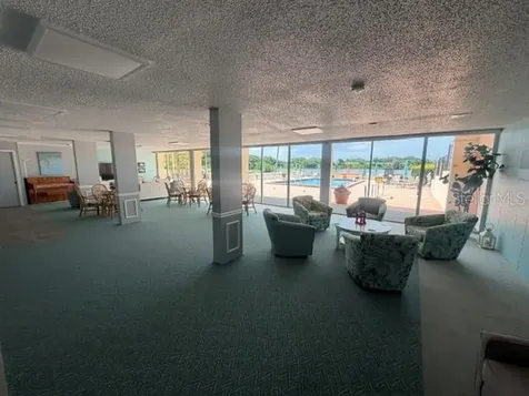 700 Mirror Terrace NW Winter Haven FL 33880