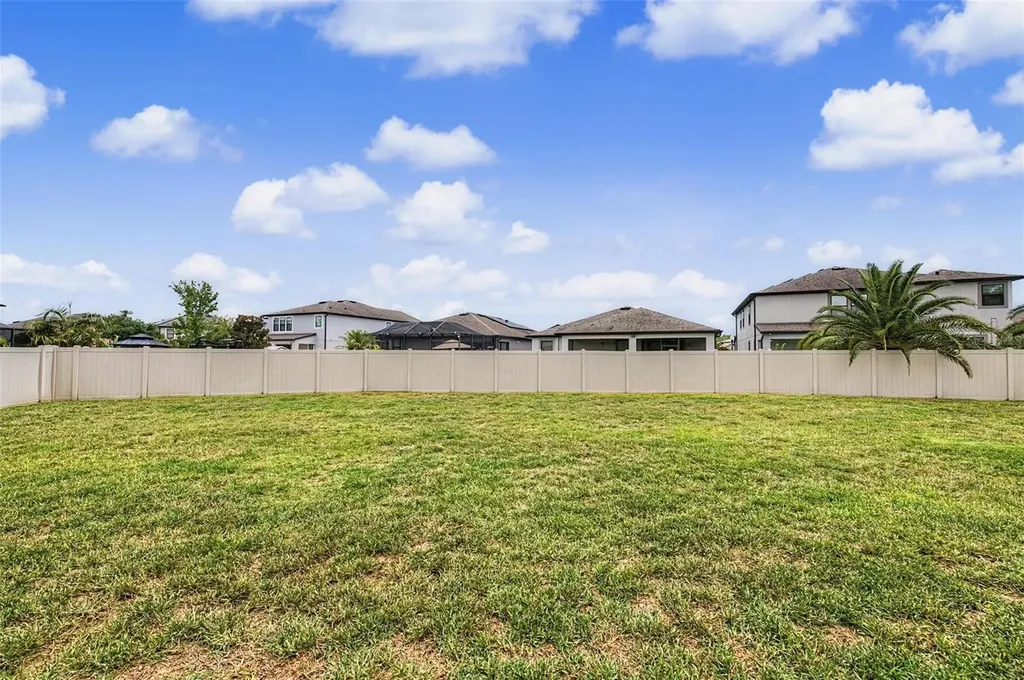 19462 Rosemoor Avenue Lutz FL 33558