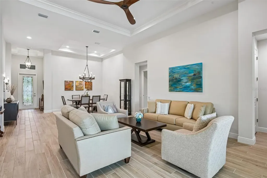 1007 Calico Glen Bradenton FL 34212
