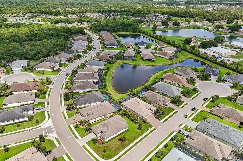 1007 Calico Glen Bradenton FL 34212