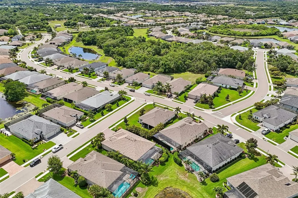 1007 Calico Glen Bradenton FL 34212