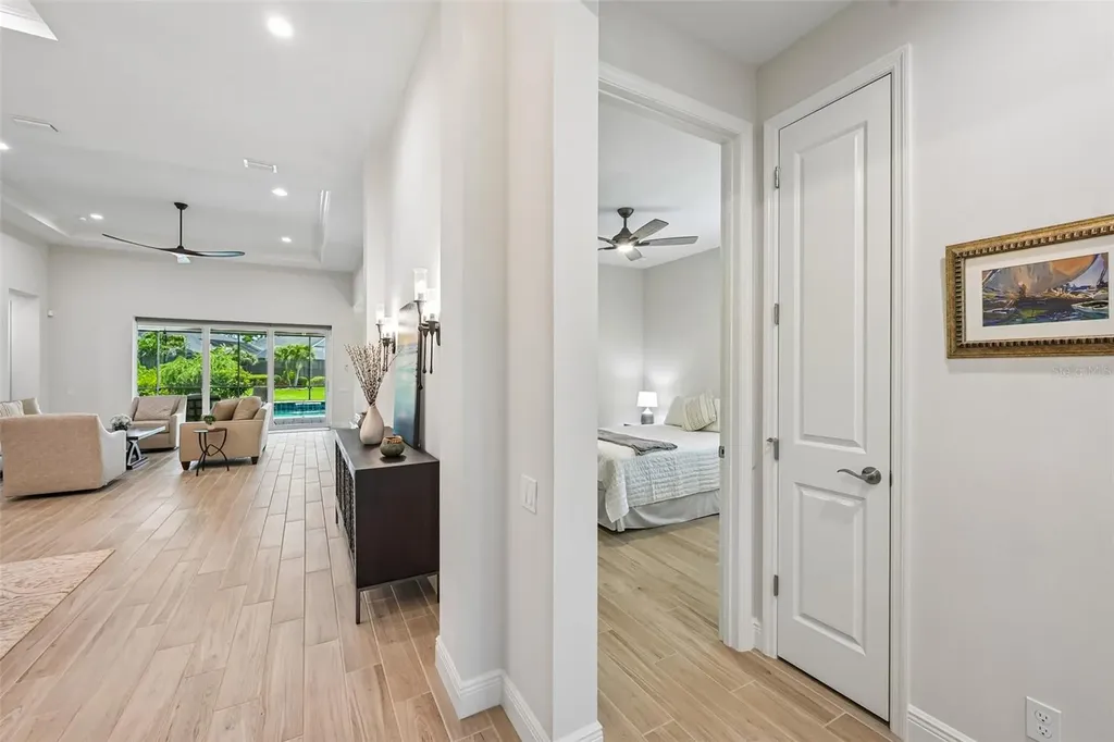1007 Calico Glen Bradenton FL 34212
