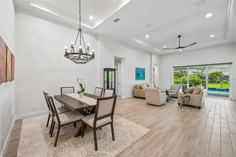 1007 Calico Glen Bradenton FL 34212