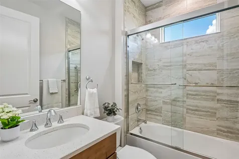 1007 Calico Glen Bradenton FL 34212