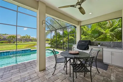 1007 Calico Glen Bradenton FL 34212