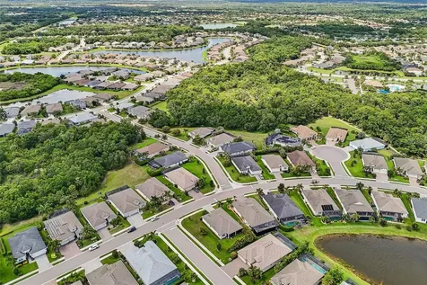 1007 Calico Glen Bradenton FL 34212