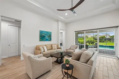 1007 Calico Glen Bradenton FL 34212