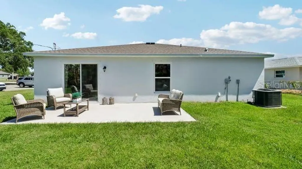 16290 Kakawi Road Weeki Wachee FL 34614