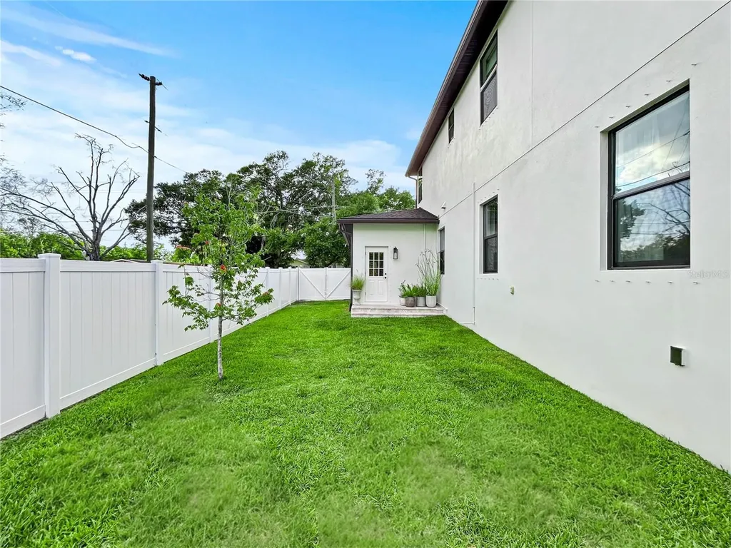 12207 Marjory Avenue Tampa FL 33612