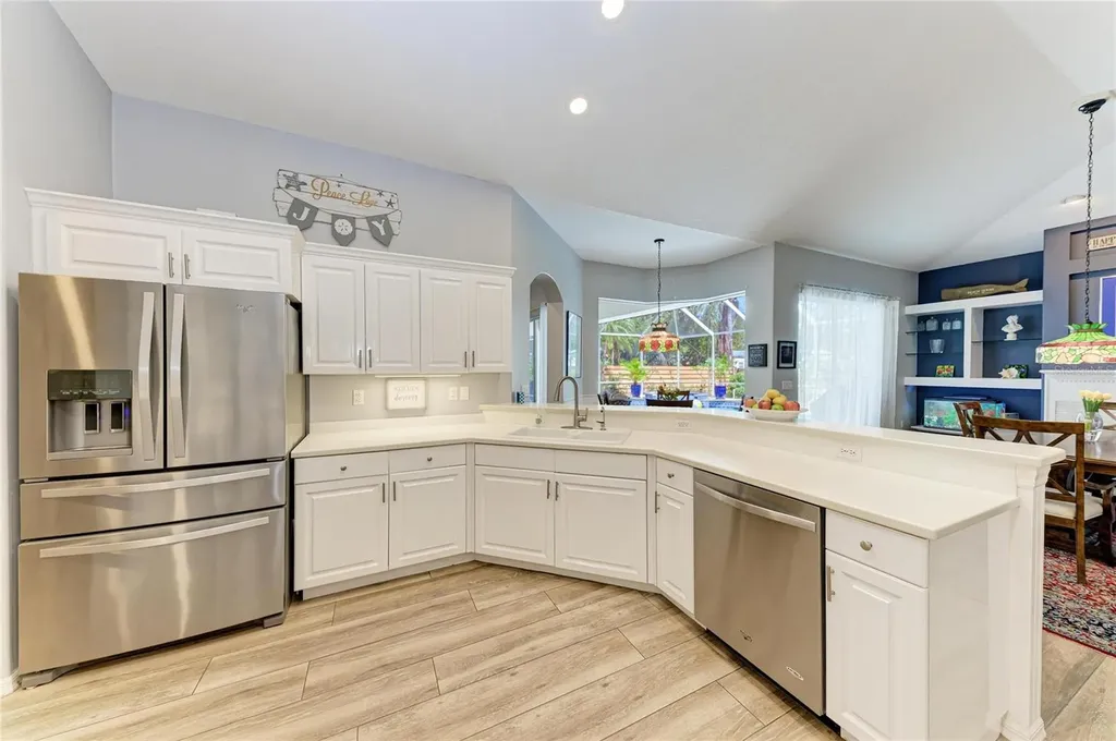4471 Mcintosh Lake Avenue Sarasota FL 34233