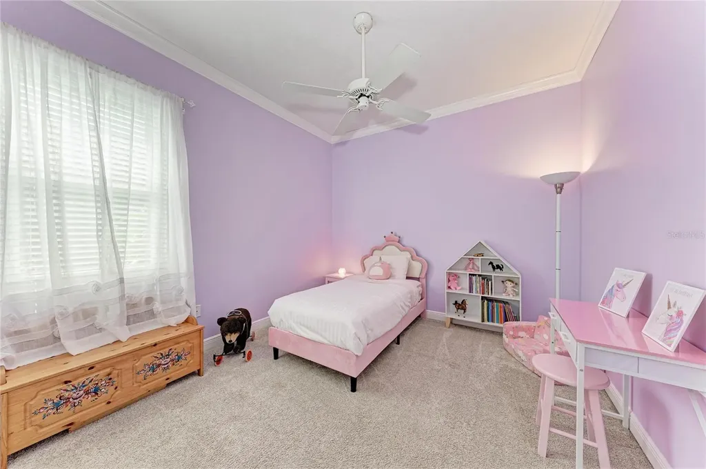 4471 Mcintosh Lake Avenue Sarasota FL 34233