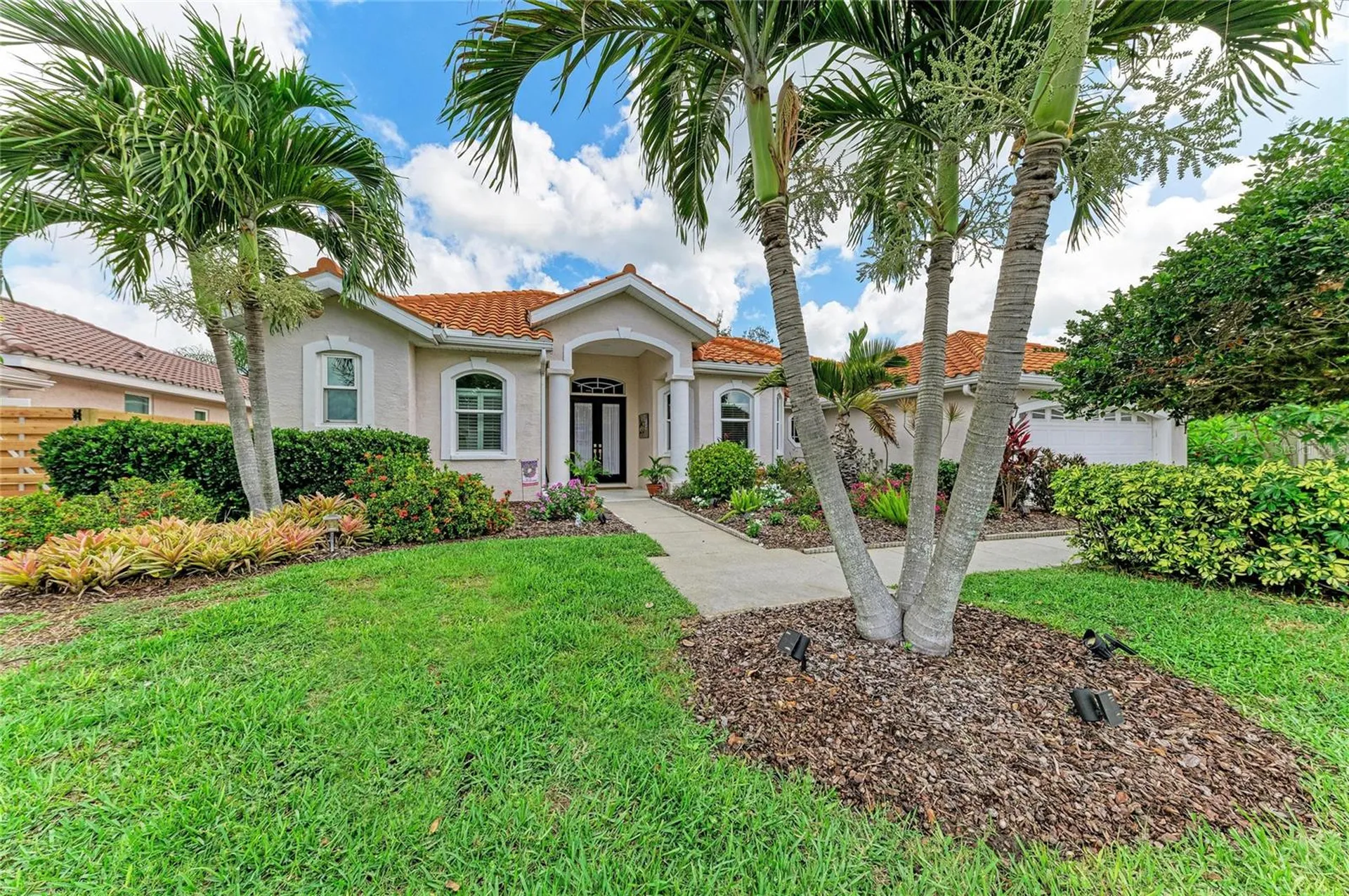 4471 Mcintosh Lake Avenue Sarasota FL 34233