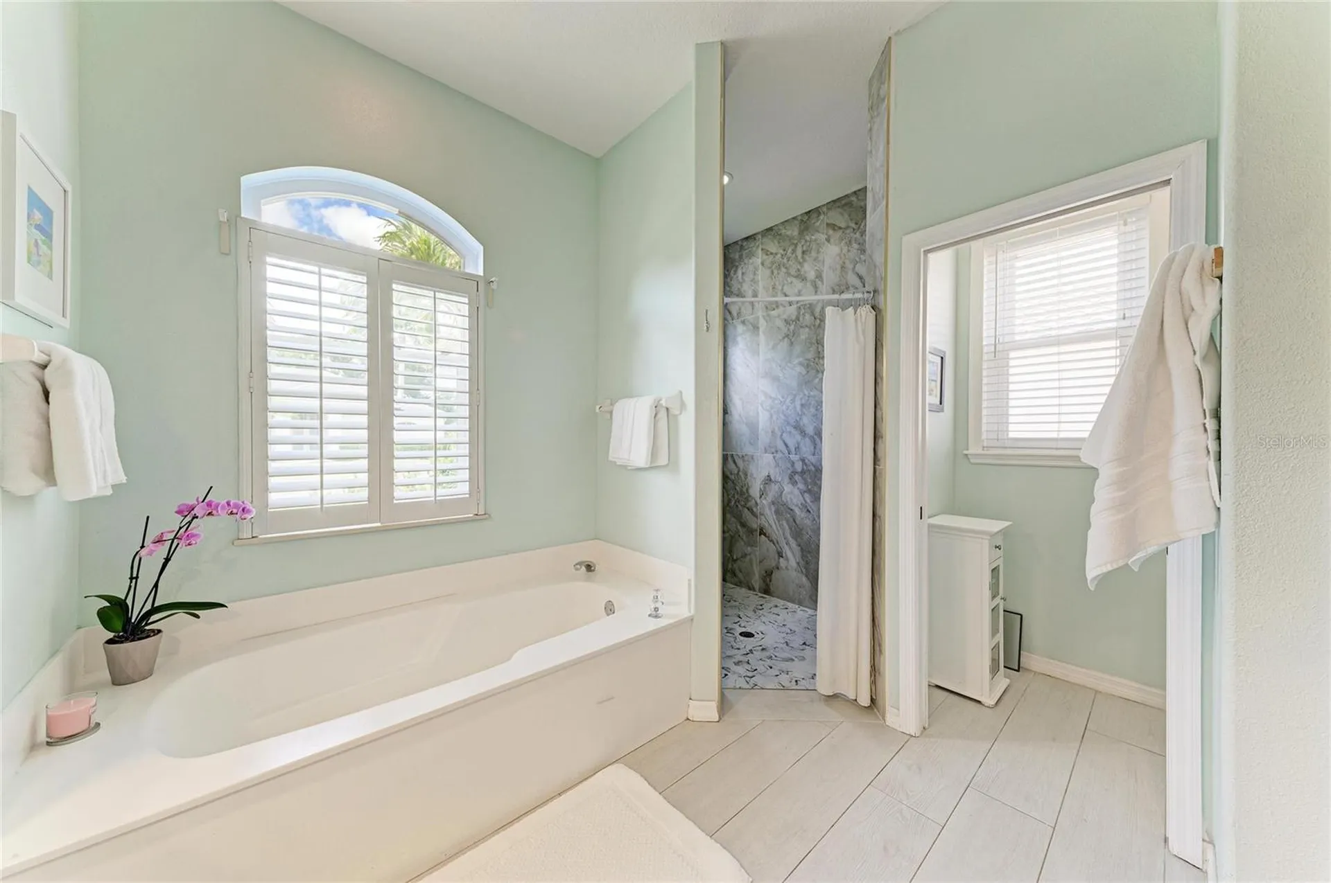 4471 Mcintosh Lake Avenue Sarasota FL 34233