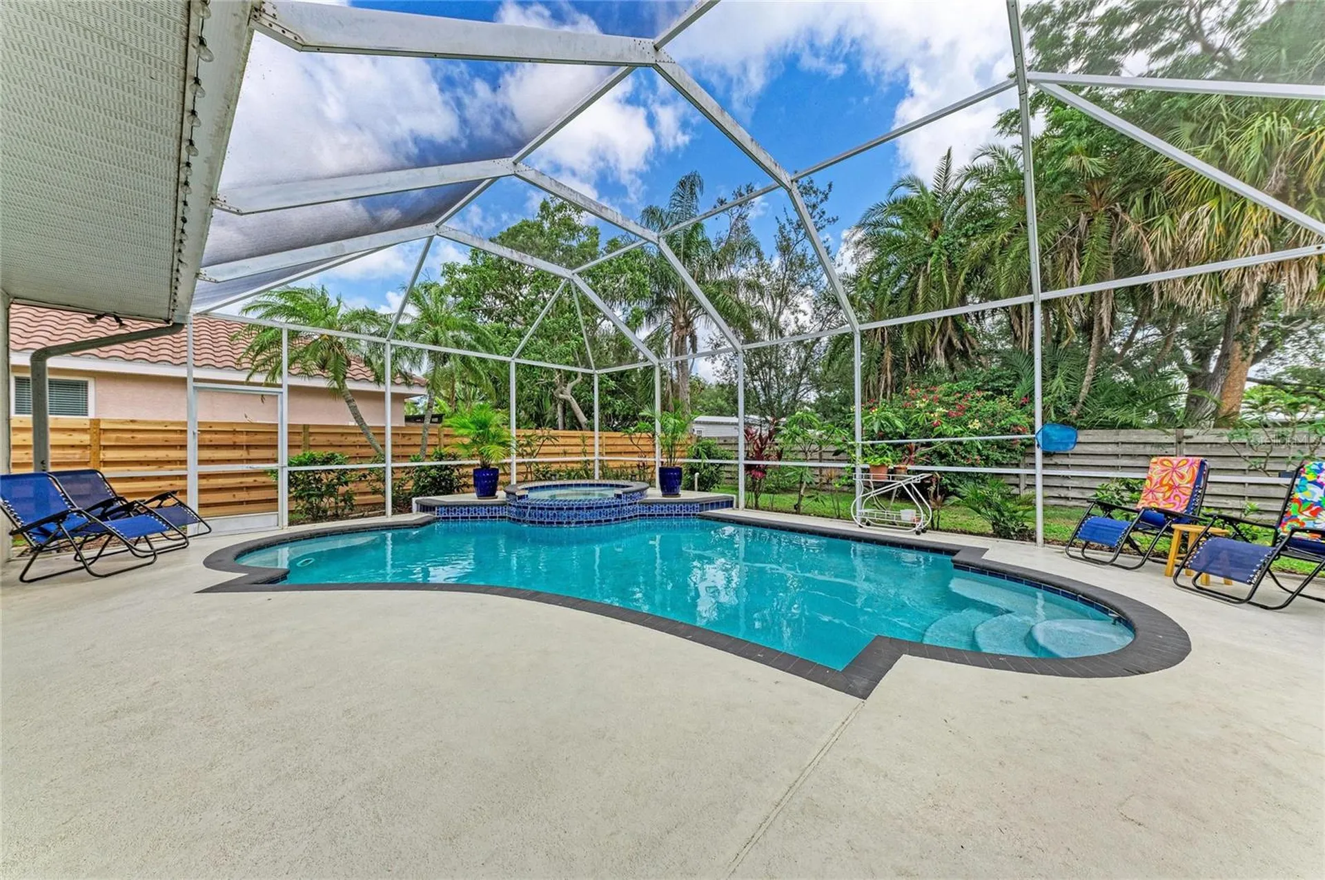 4471 Mcintosh Lake Avenue Sarasota FL 34233