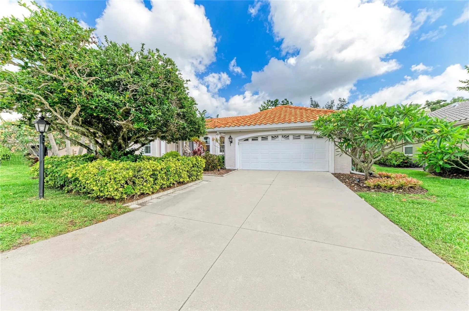 4471 Mcintosh Lake Avenue Sarasota FL 34233