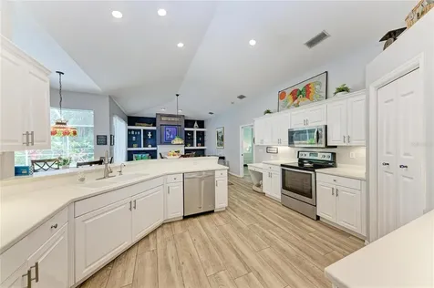 4471 Mcintosh Lake Avenue Sarasota FL 34233