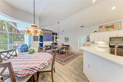 4471 Mcintosh Lake Avenue Sarasota FL 34233