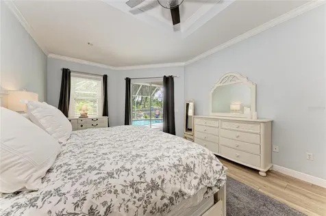4471 Mcintosh Lake Avenue Sarasota FL 34233