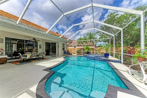 4471 Mcintosh Lake Avenue Sarasota FL 34233