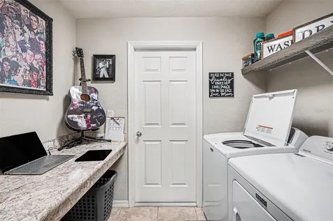 647 Lorient Drive Eagle Lake FL 33839