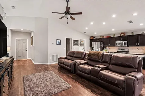 647 Lorient Drive Eagle Lake FL 33839