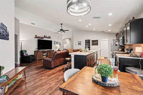 647 Lorient Drive Eagle Lake FL 33839