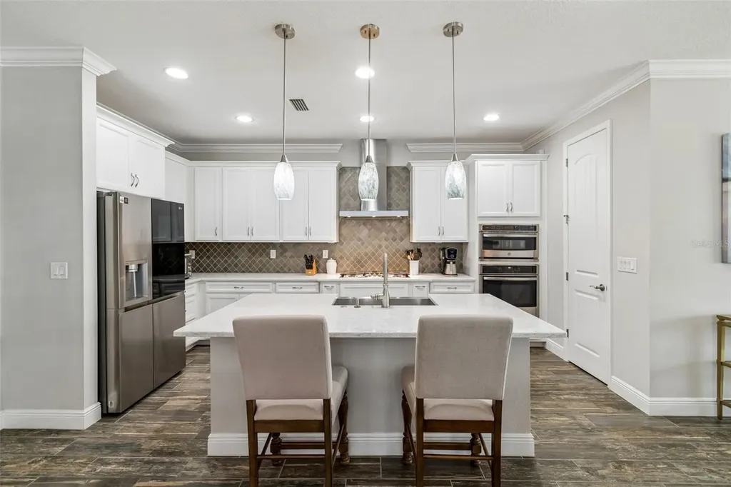 7426 Sungold Meadow Court Apollo Beach FL 33572