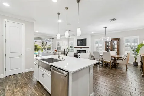 7426 Sungold Meadow Court Apollo Beach FL 33572