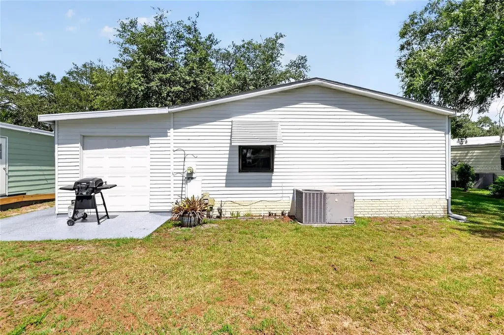 1617 Cypress Point The Villages FL 32159