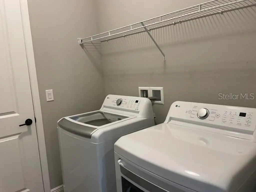 2620 Star Apple Way Sarasota FL 34240
