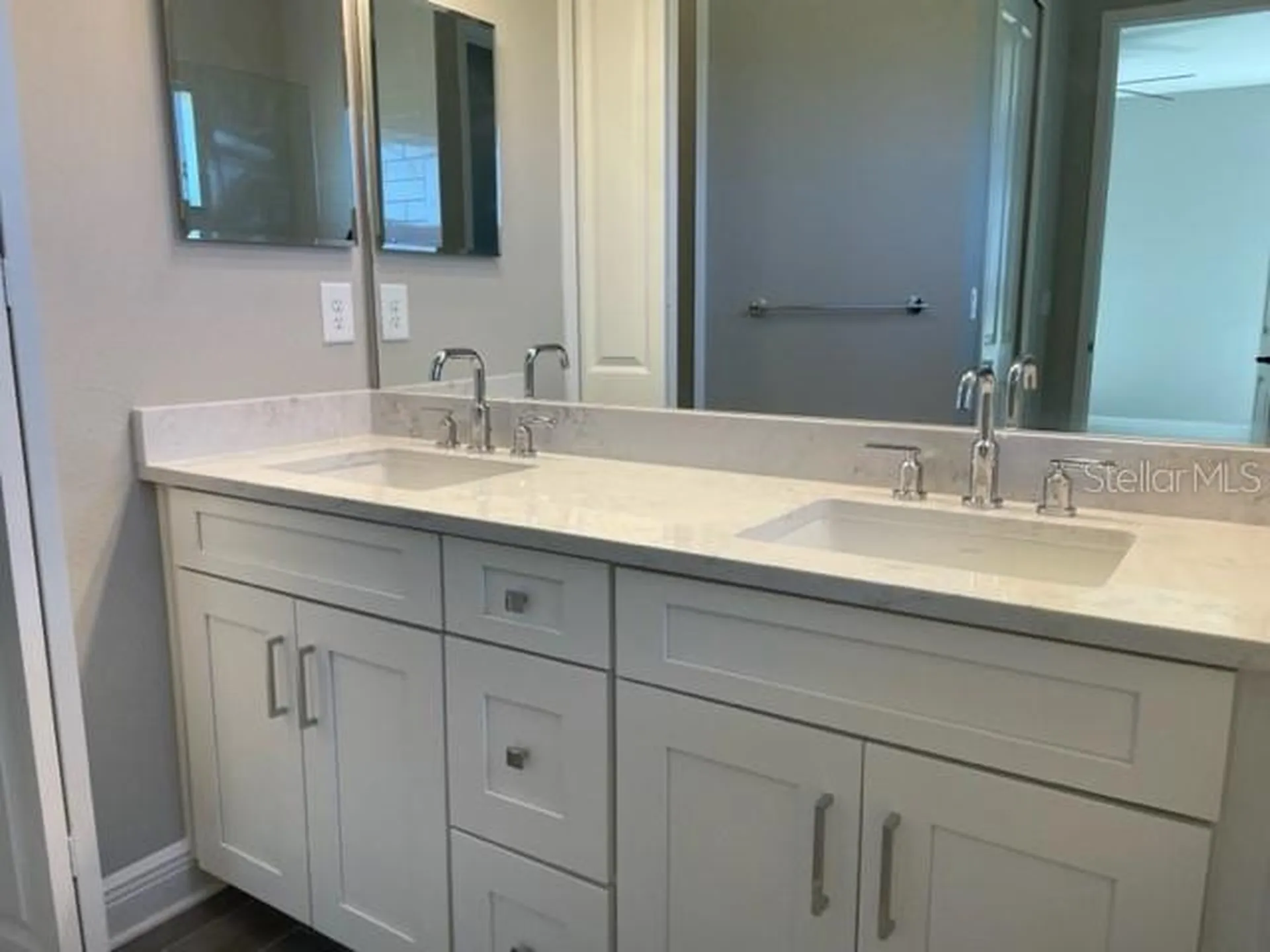 2620 Star Apple Way Sarasota FL 34240