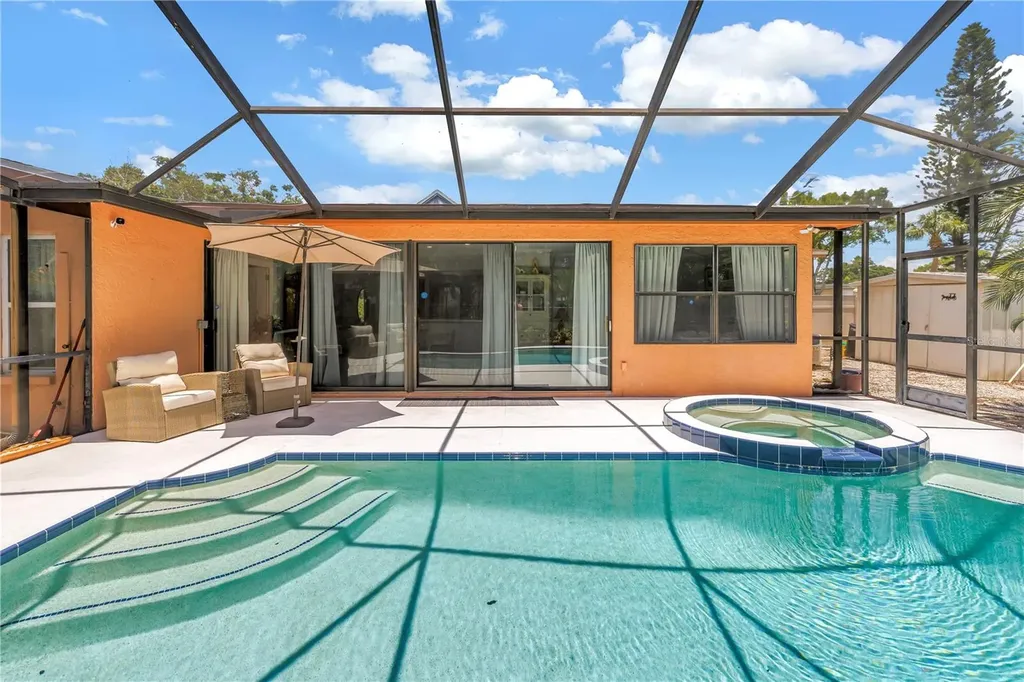 1954 Pinellas Point Drive S St Petersburg FL 33712