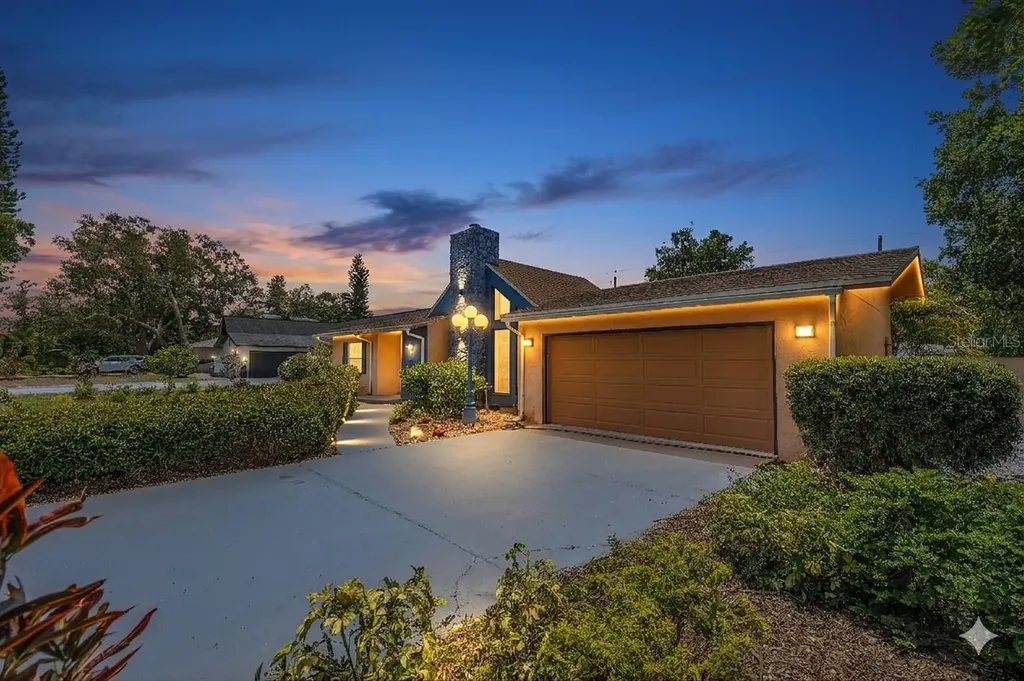 1954 Pinellas Point Drive S St Petersburg FL 33712