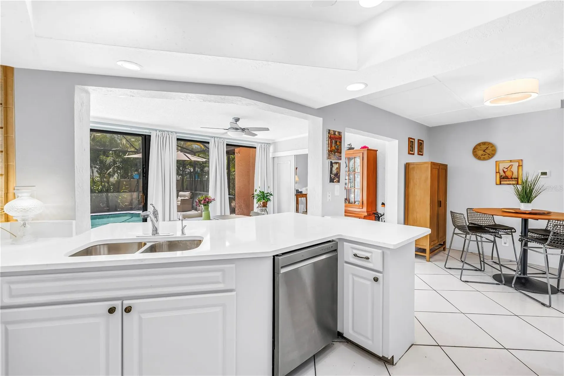 1954 Pinellas Point Drive S St Petersburg FL 33712